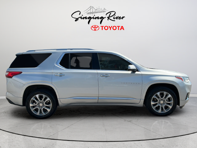 Used 2020 Chevrolet Traverse Premier FWD image 8