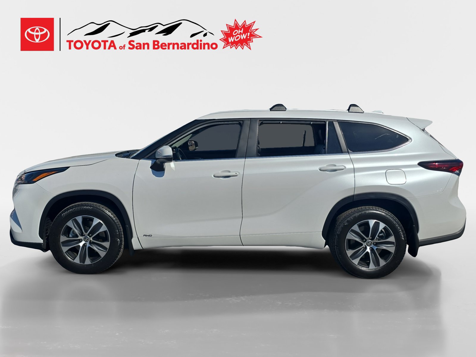 Certified 2026 Toyota Highlander XLE AWD/4WD image 2