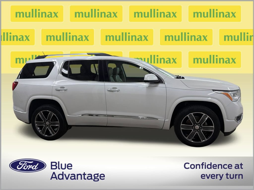 Used 2018 GMC Acadia Denali w/ Technology Package FWD video 2