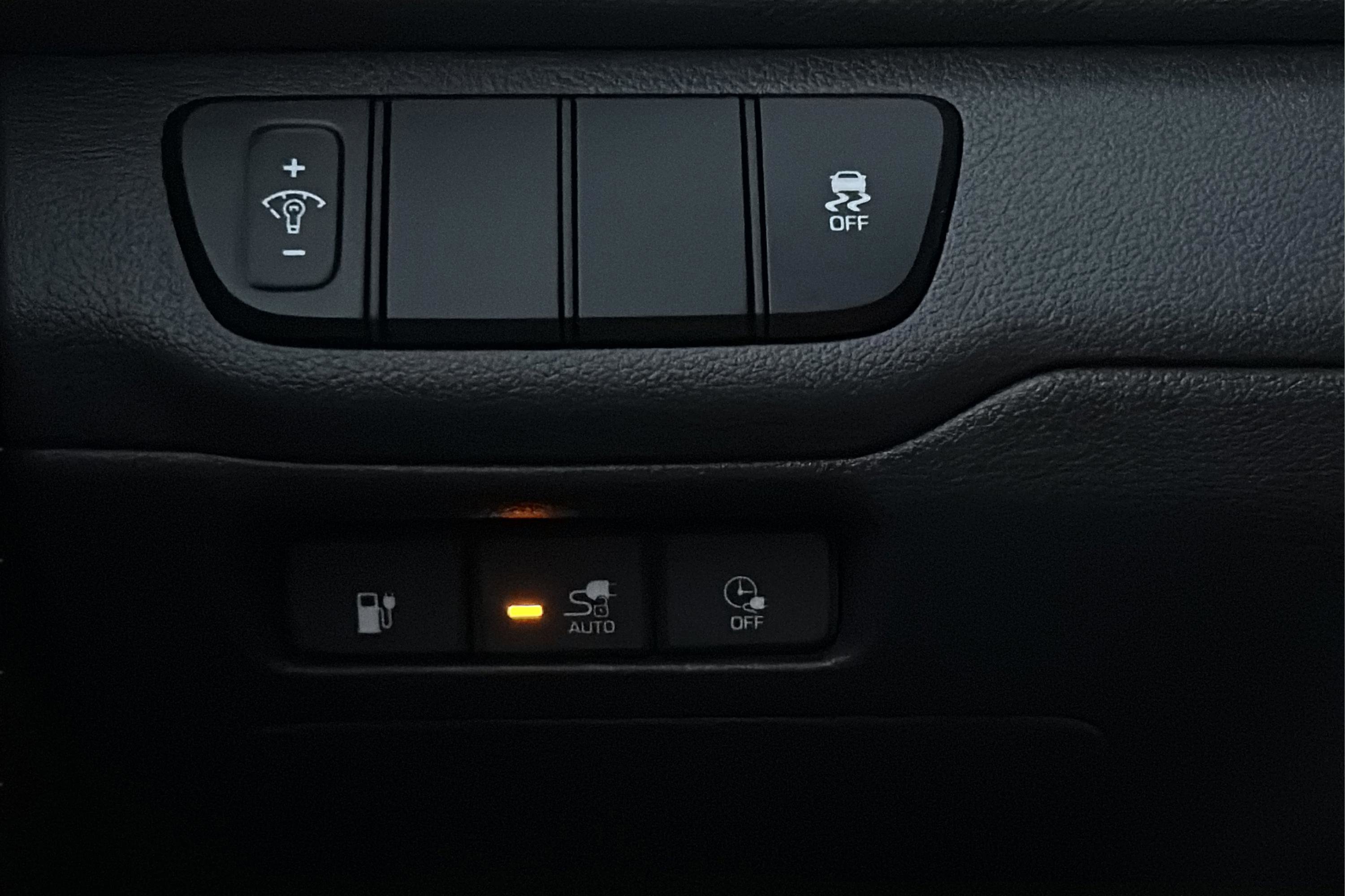 Used 2019 Hyundai Ioniq Electric FWD image 25