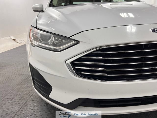 Used 2020 Ford Fusion SE image 9
