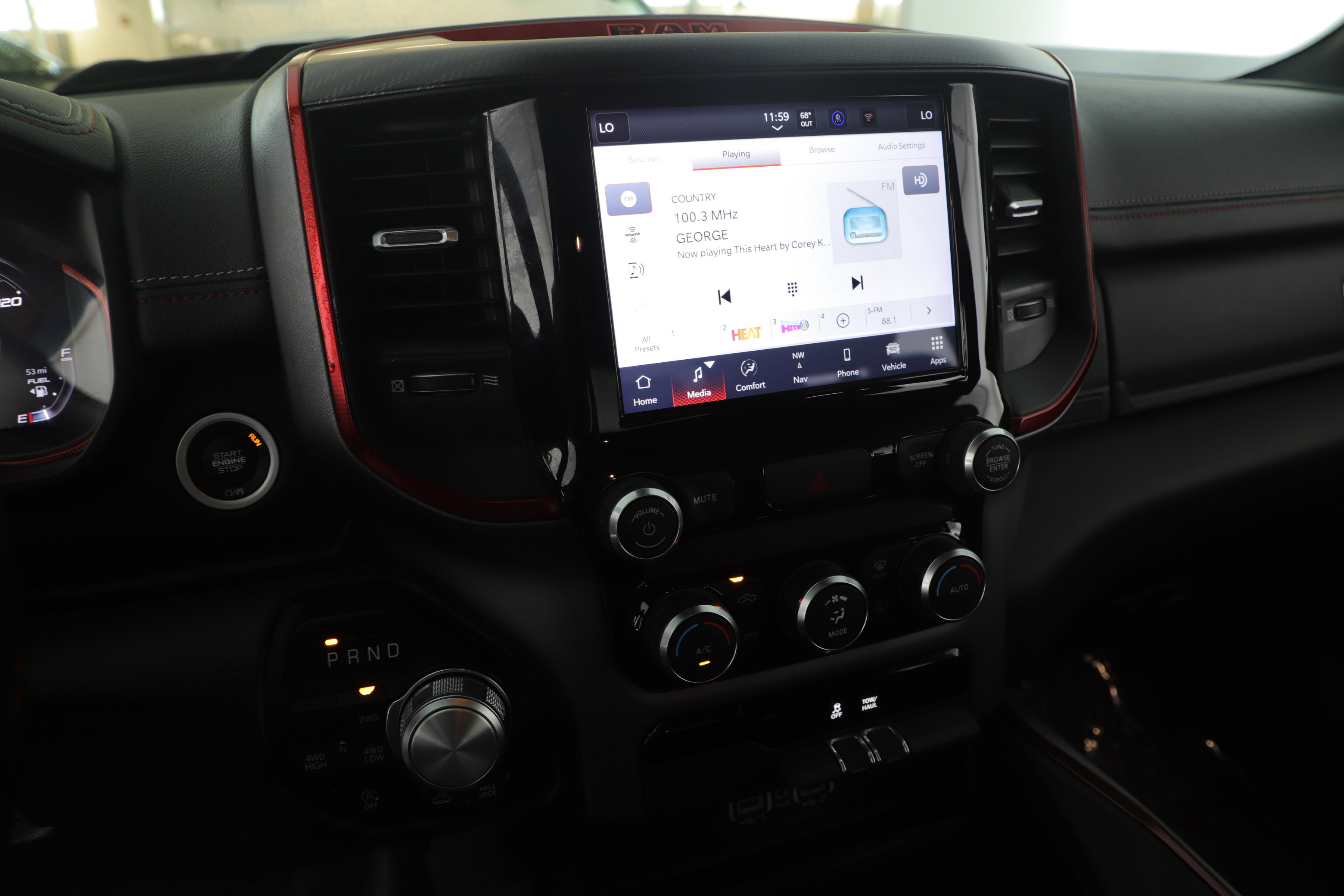 Used 2024 RAM 1500 Rebel image 14