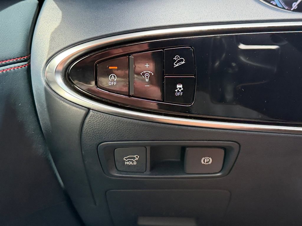 Used 2022 Genesis GV70 3.5T Sport w/ Sport Prestige Package image 23