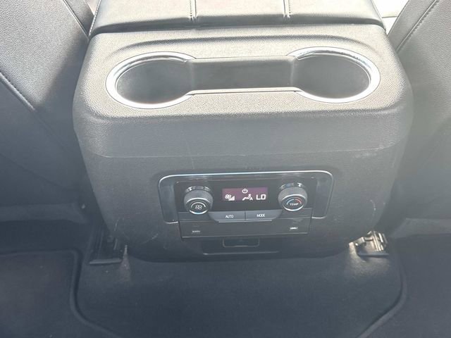 Used 2025 Chevrolet Tahoe Z71 AWD/4WD image 17