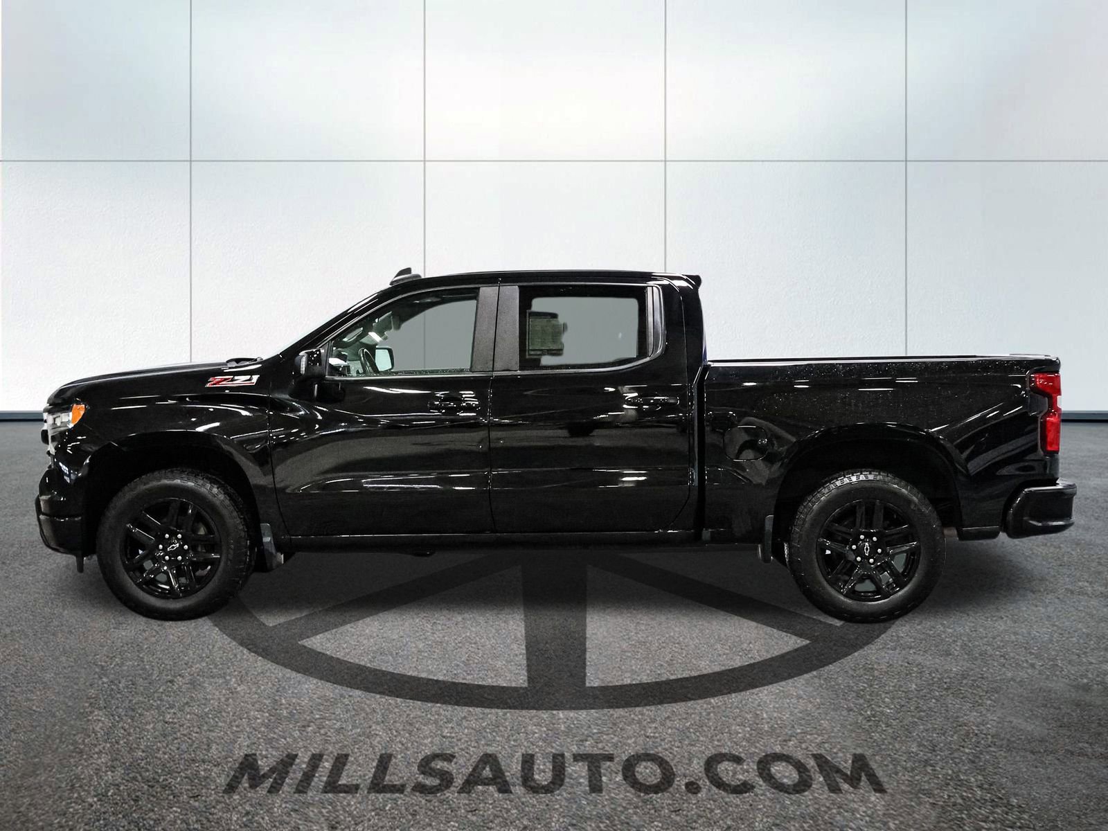 Certified 2024 Chevrolet Silverado 1500 RST w/ Convenience Package II image 3