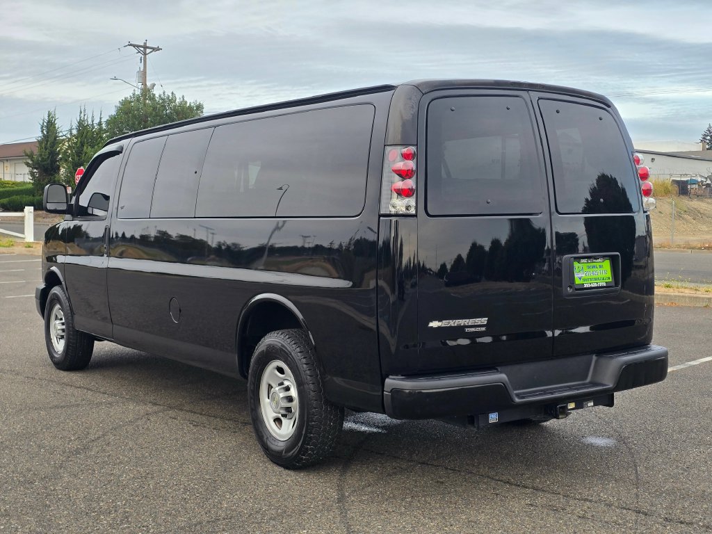 Used 2013 Chevrolet Express 3500 LS w/ Power Package RWD image 3