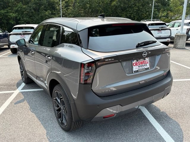 New 2026 Nissan Kicks SR FWD image 3