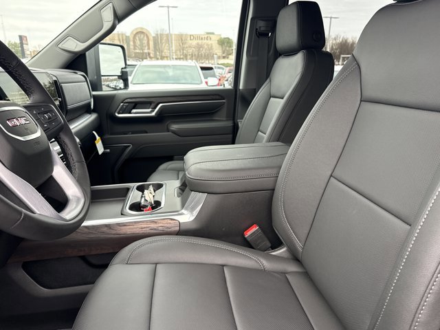 New 2026 GMC Sierra 2500 SLT w/ SLT Premium Package image 5