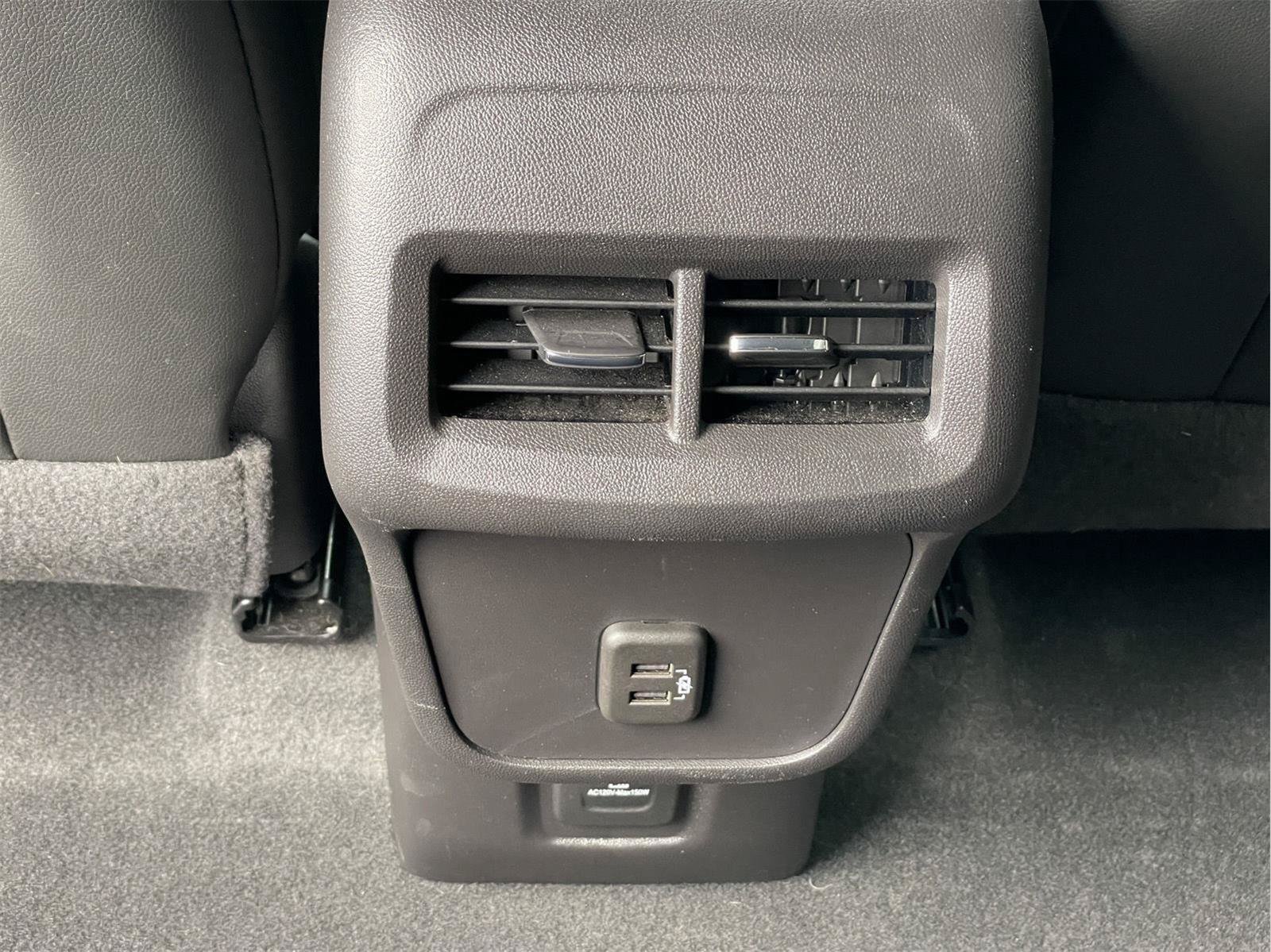 Used 2024 Chevrolet Equinox Premier w/ LPO, Floor Liner Package AWD/4WD image 13