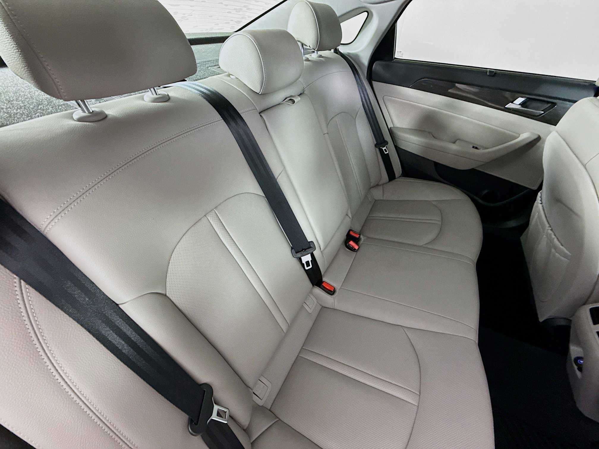 Used 2018 Hyundai Sonata Limited w/ Ultimate Package 02 FWD image 35