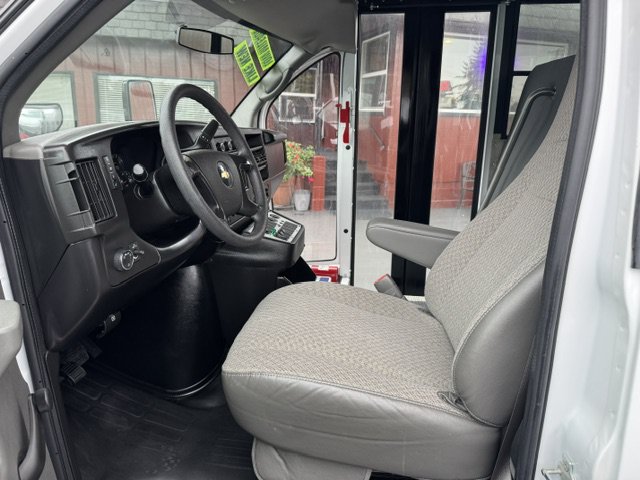 Used 2013 Chevrolet Express 3500 w/ School Bus Package RWD image 7