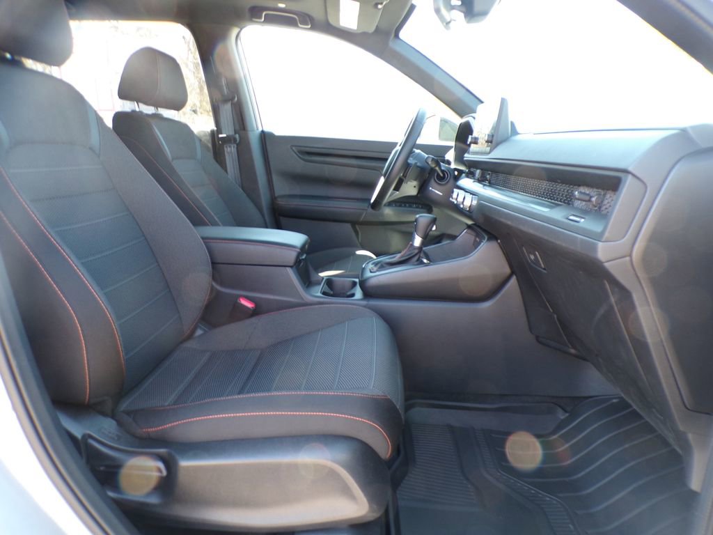 Used 2025 Honda CR-V Sport image 18