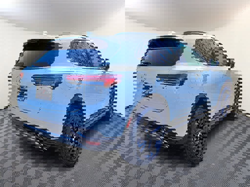 Used 2021 Buick Envision Preferred image 4