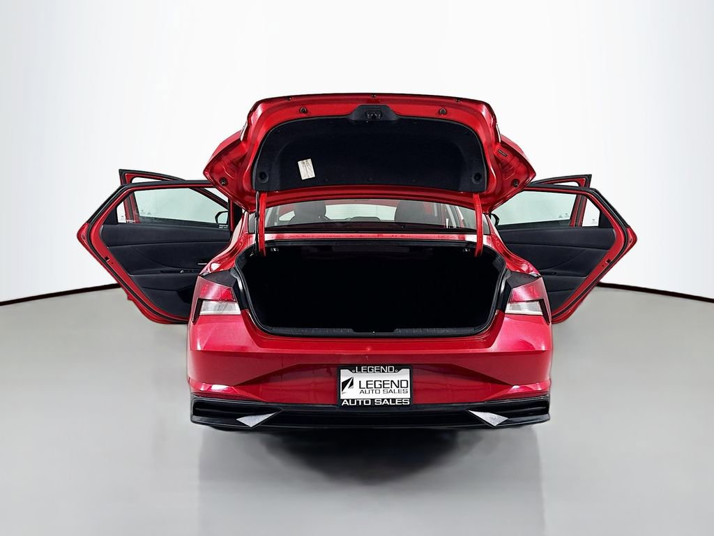 Used 2021 Hyundai Elantra SEL FWD image 15