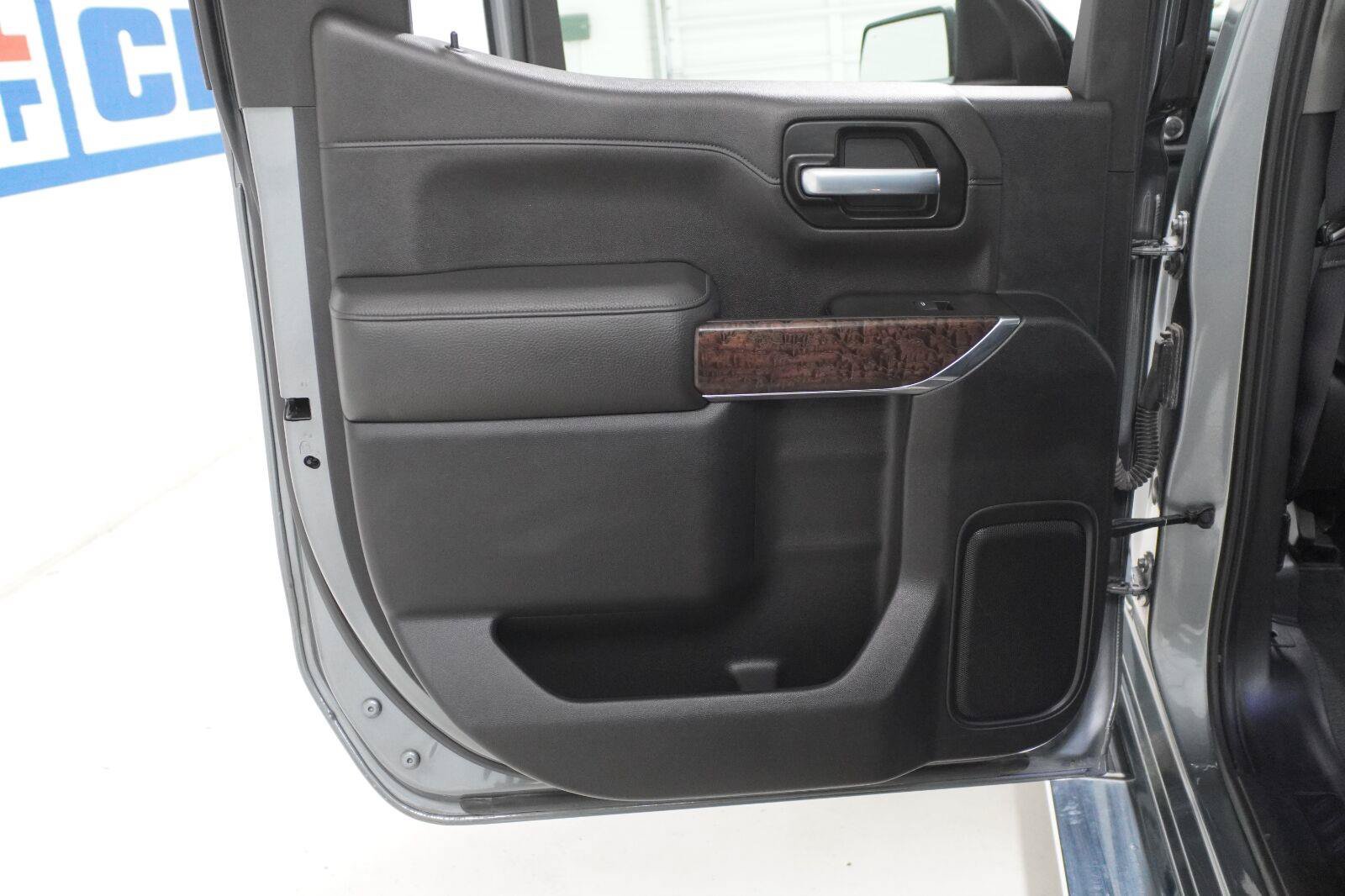 Used 2021 GMC Sierra 1500 Denali RWD image 27