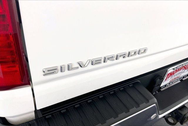 Used 2022 Chevrolet Silverado 2500 LT AWD/4WD image 31