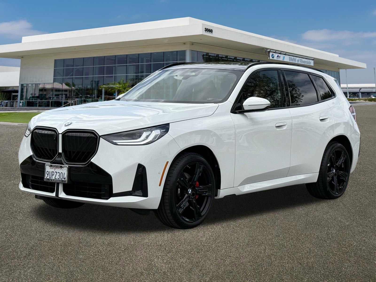 Used 2025 BMW X3 xDrive30 AWD/4WD image 2