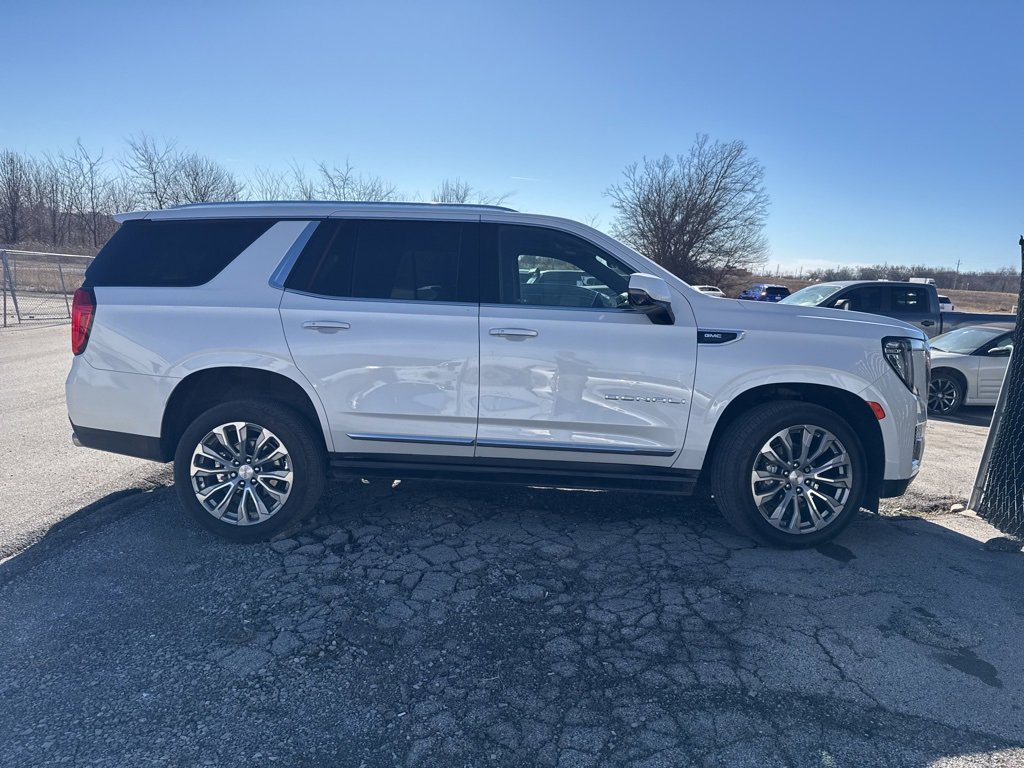 Used 2022 GMC Yukon Denali w/ Denali Ultimate Package image 4