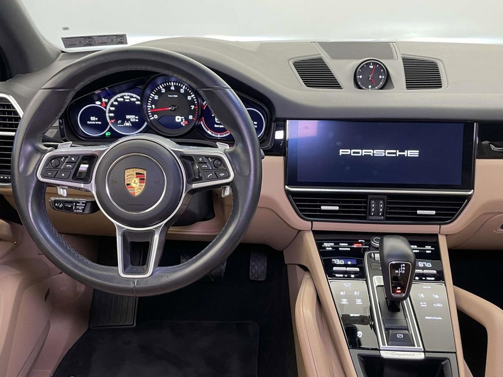 Certified 2023 Porsche Cayenne image 27