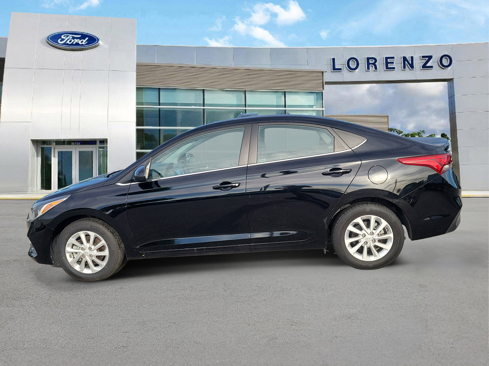 Used 2022 Hyundai Accent SEL FWD image 8