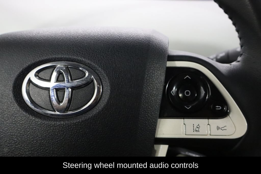Used 2017 Toyota Prius Prime Premium FWD image 10