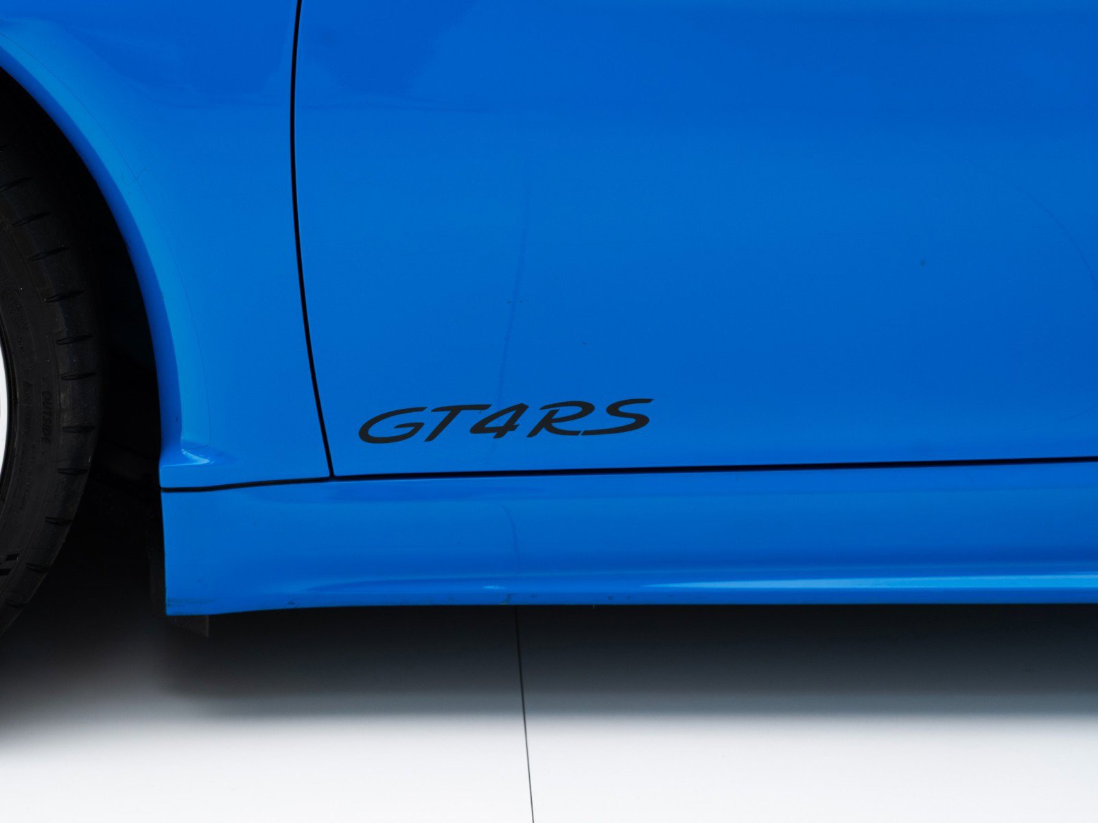 Certified 2025 Porsche 718 Cayman GT4 RS image 13