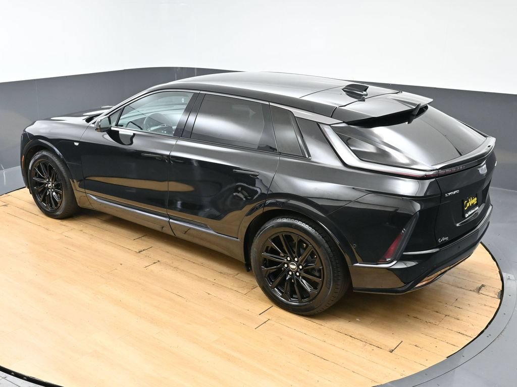 Used 2024 Cadillac Lyriq Sport AWD/4WD image 46