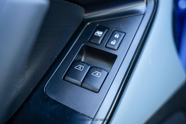 Used 2024 Nissan GT-R AWD/4WD image 46