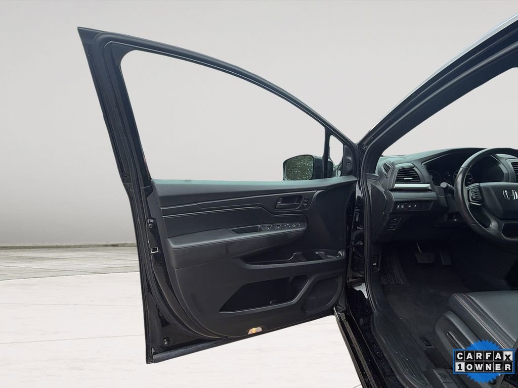 Used 2025 Honda Odyssey Sport-L image 13