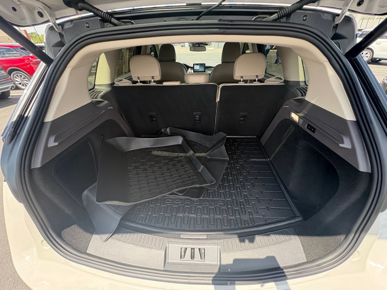 Certified 2022 Lincoln Corsair AWD w/ Premium Package image 16