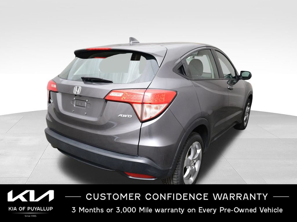 Used 2018 Honda HR-V LX image 5