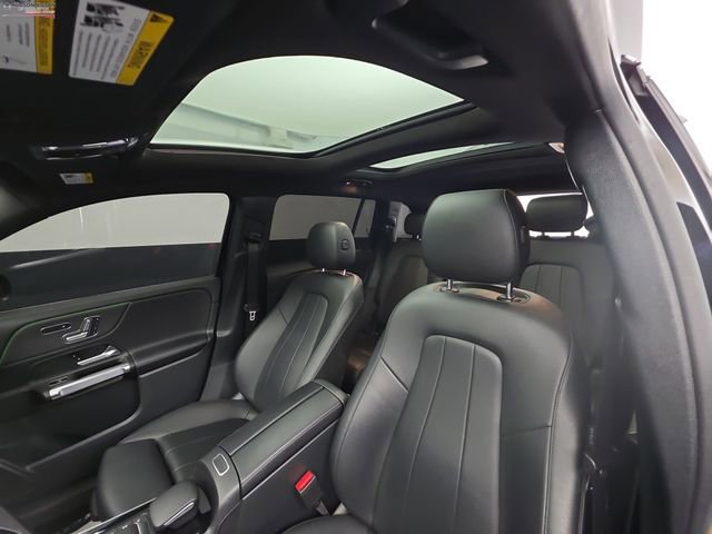 Used 2023 Mercedes-Benz GLB 250 4MATIC image 45