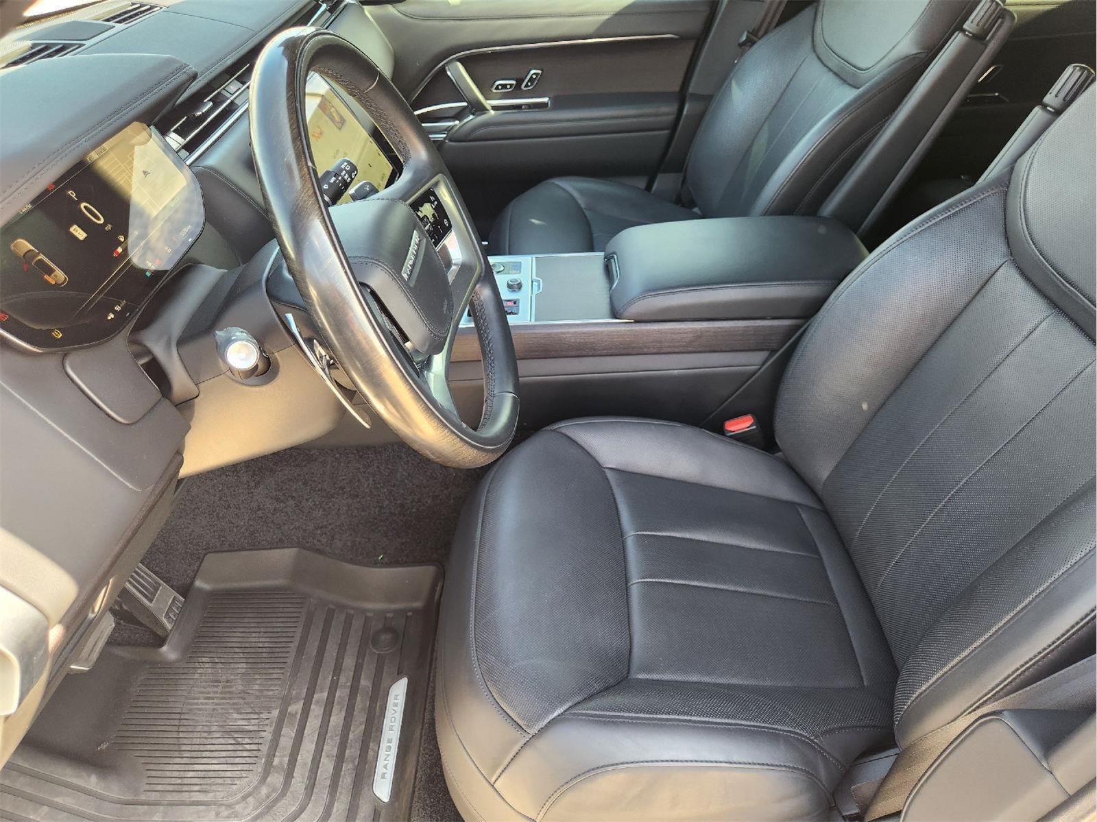 Used 2023 Land Rover Range Rover SE AWD/4WD image 13