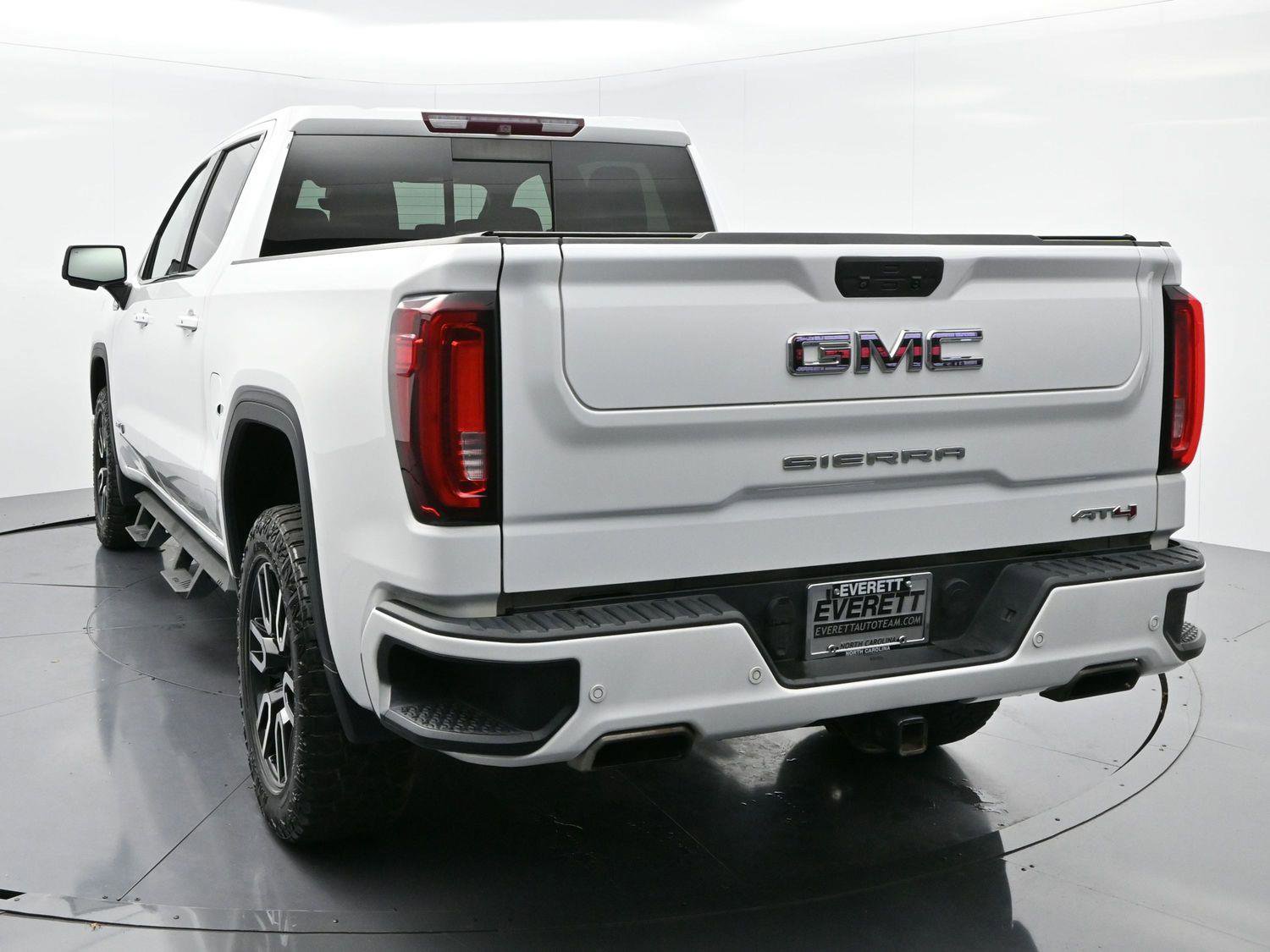 Used 2019 GMC Sierra 1500 AT4 w/ AT4 Premium Package image 6