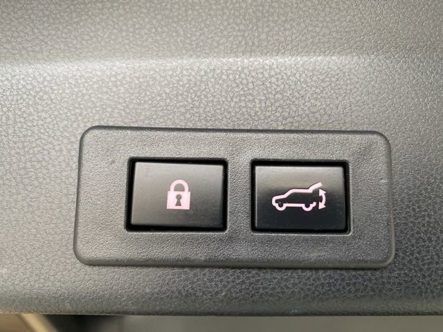 Used 2022 Subaru Ascent Limited w/ Technology Package image 8