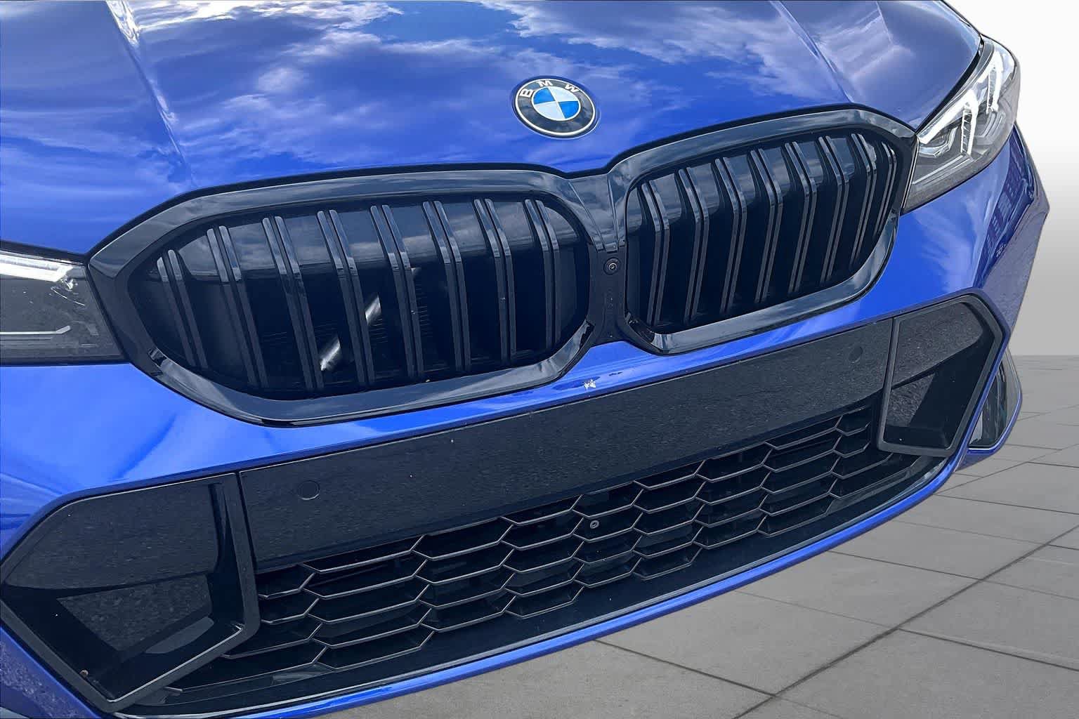 Used 2026 BMW 330i Sedan w/ M Sport Package RWD image 28