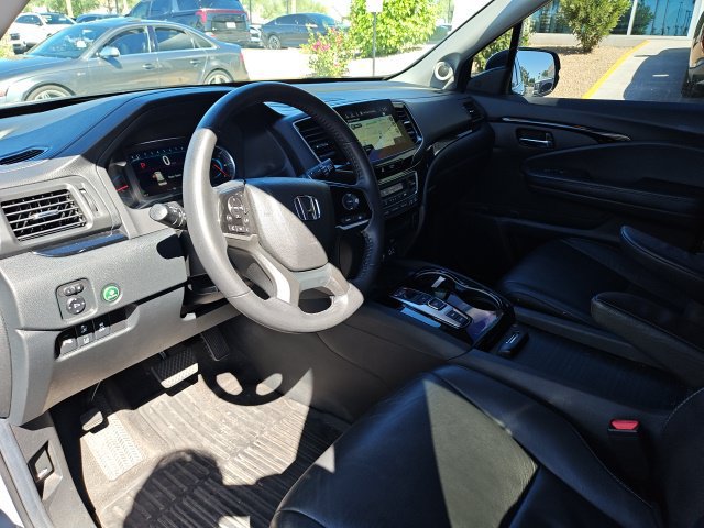 Used 2022 Honda Pilot Touring image 17