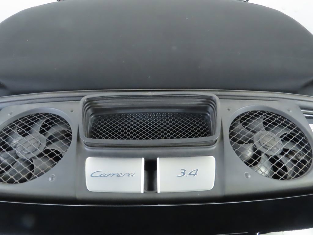 Used 2016 Porsche 911 Carrera Black Edition image 34