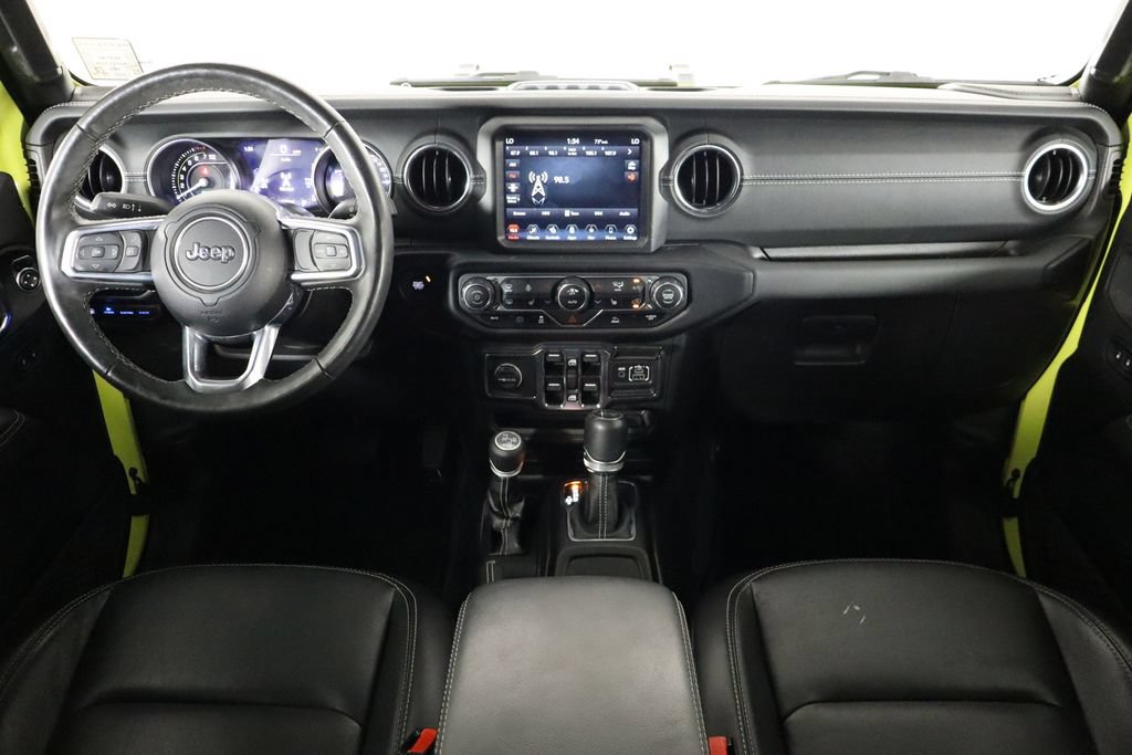 Used 2023 Jeep Wrangler Unlimited Sahara w/ Cold Weather Group AWD/4WD image 13