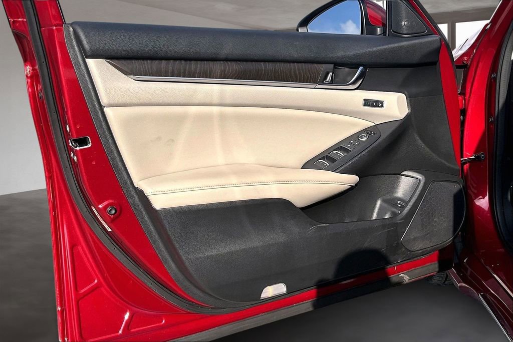 Used 2020 Honda Accord Touring image 20