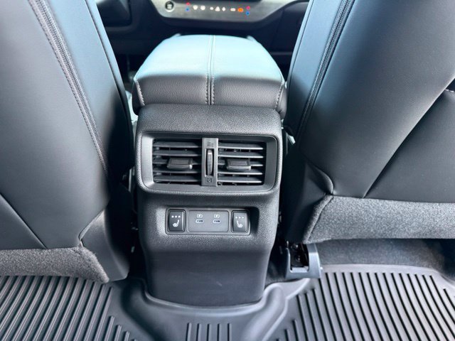New 2027 Nissan Murano Platinum w/ Cargo Package AWD/4WD image 26