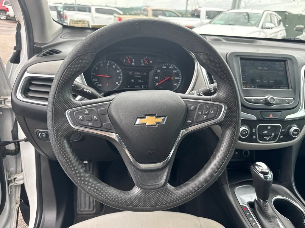 Used 2019 Chevrolet Equinox LS FWD image 12