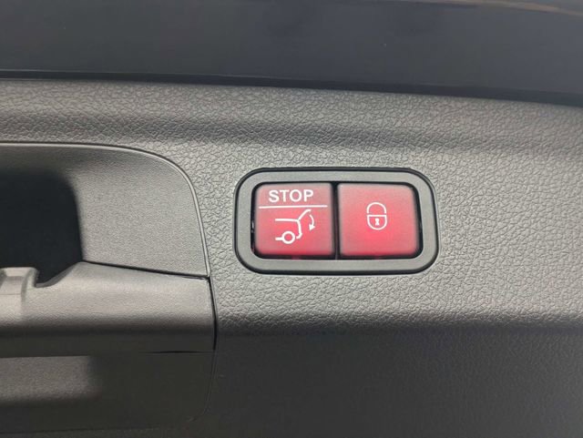 Used 2024 Mercedes-Benz GLE 350 4MATIC image 13