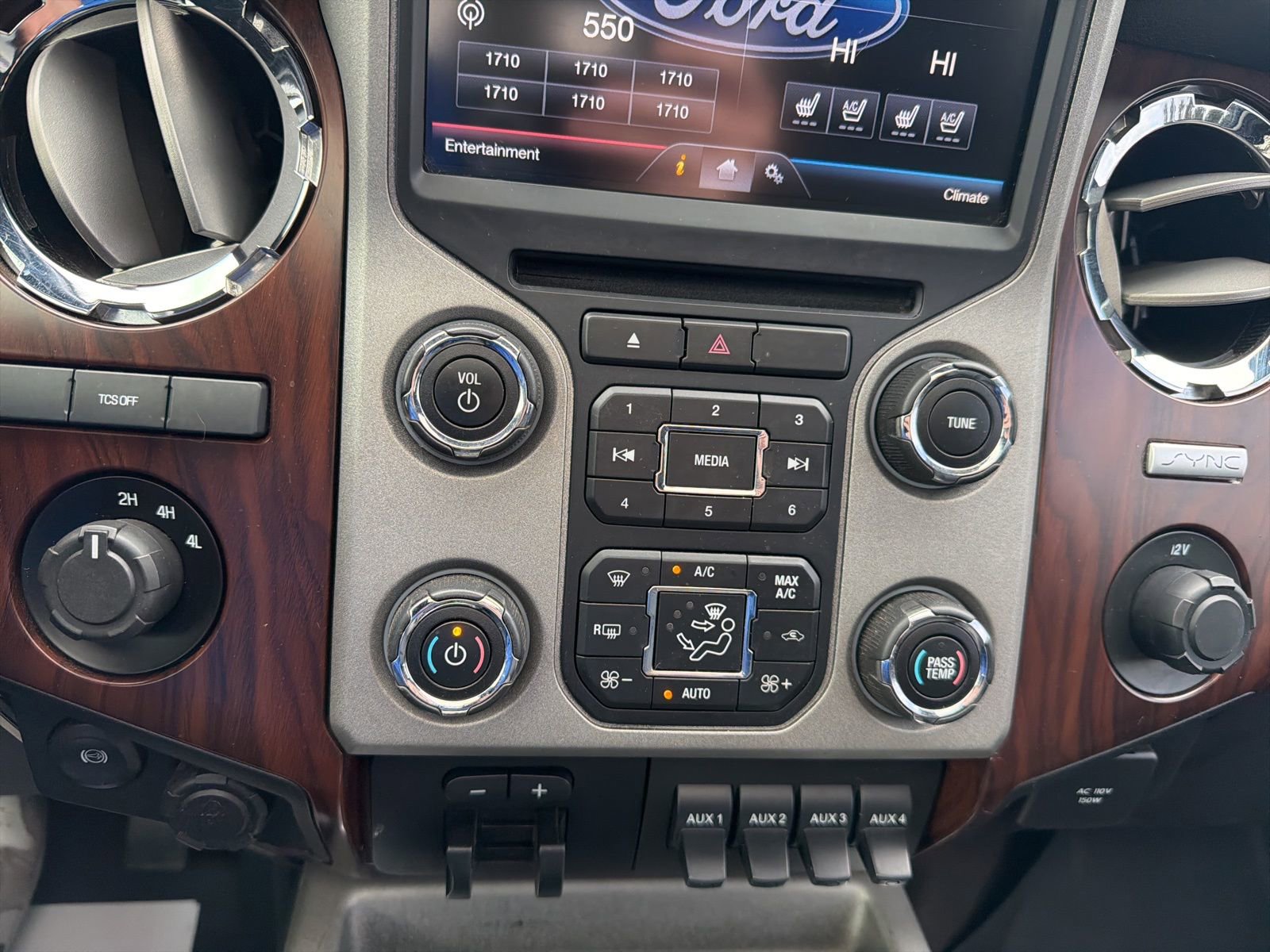 Used 2016 Ford F350 Lariat w/ Lariat Ultimate Package image 15