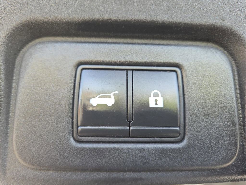 Used 2021 Nissan Rogue SL AWD/4WD image 20