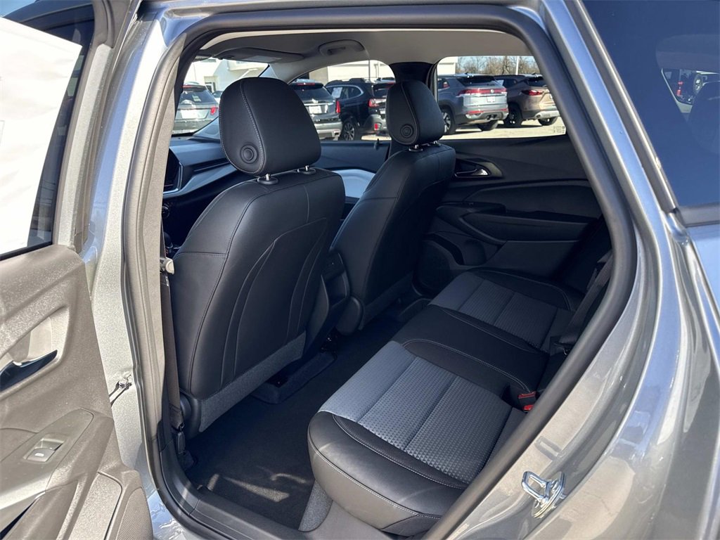 New 2026 Chevrolet Trax LT image 26