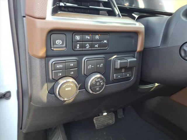 New 2026 Chevrolet Tahoe High Country w/ Sun And Tow Package image 21