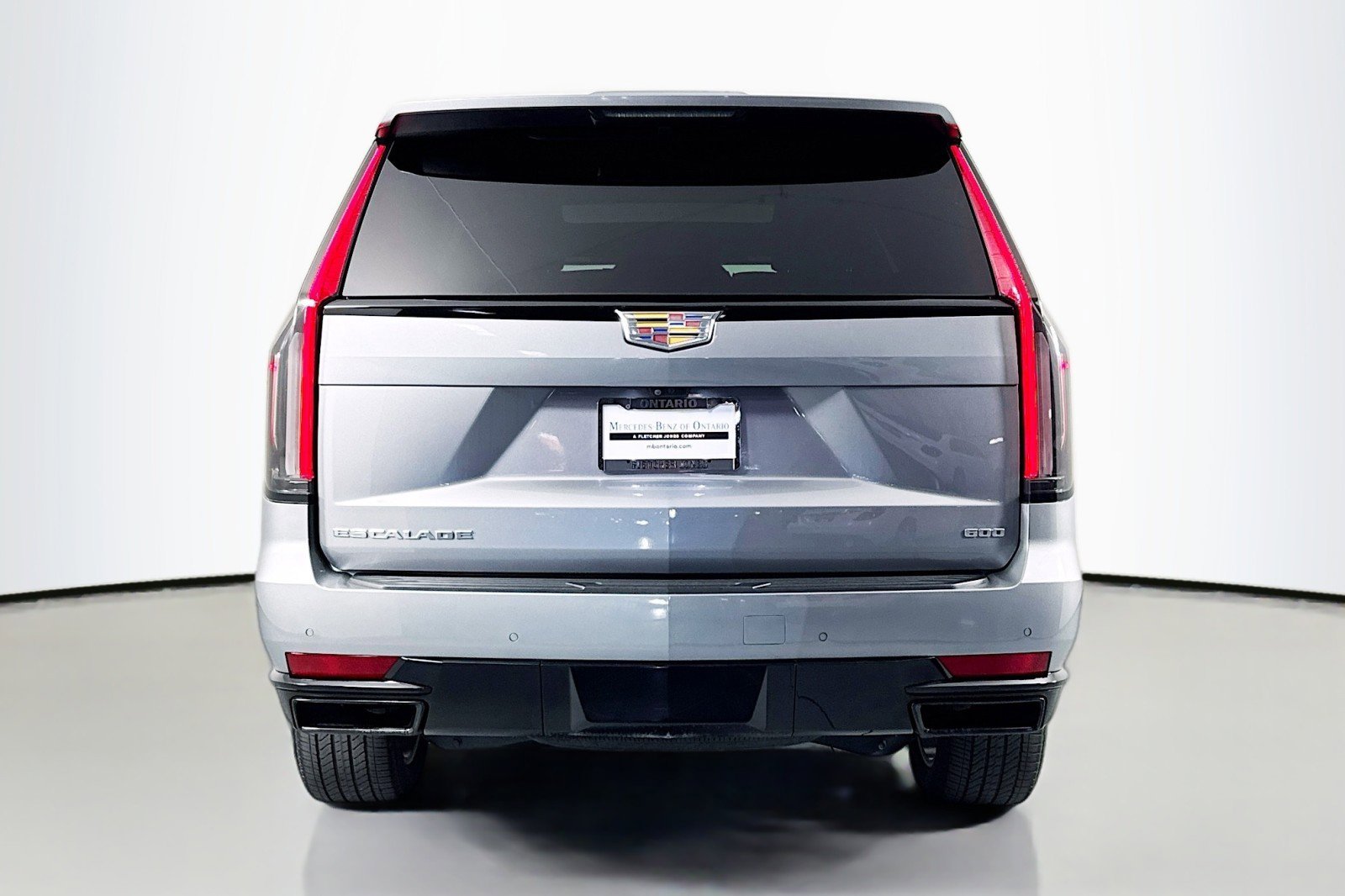 Used 2023 Cadillac Escalade Sport Platinum image 3