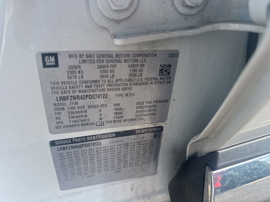 Used 2023 Buick Envision Essence image 23