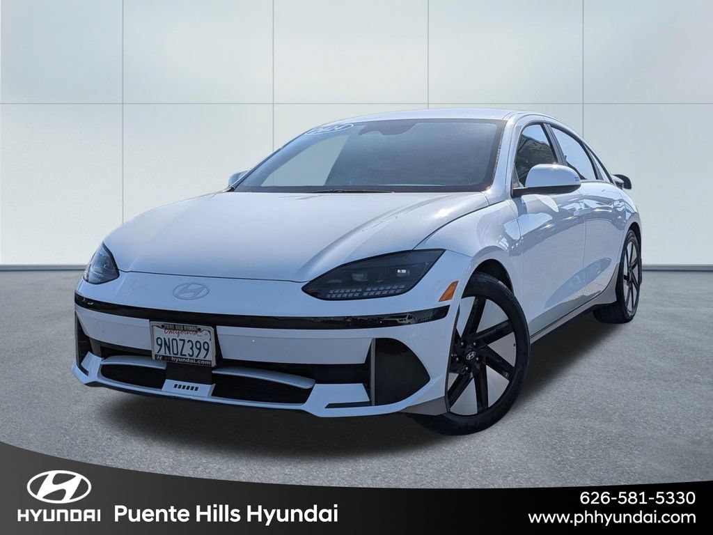 Used 2024 Hyundai Ioniq 6 SE RWD image 1